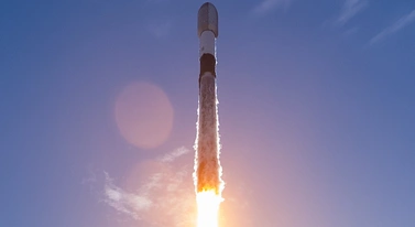 SpaceX zgubiło rakietę. Gigantyczny kosmiczny śmieć uderzy w Księżyc