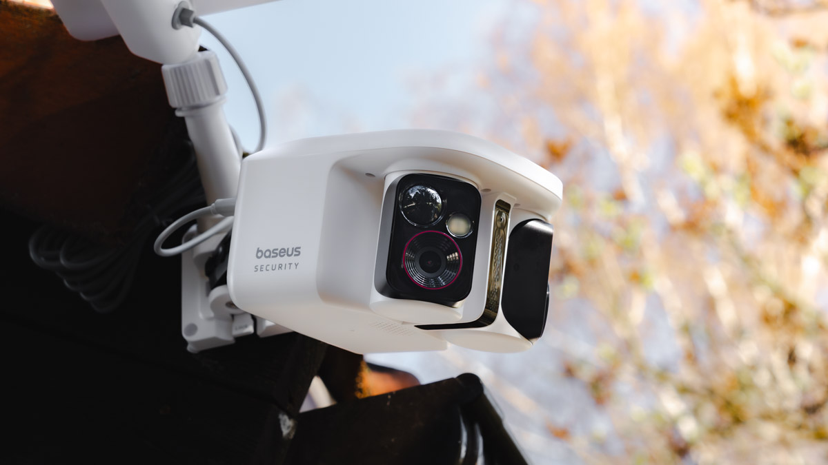 Ta kamera widzi wszystko i goni słonce. Baseus X1 Pro – test