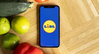 Lidl pracuje nad własną telefonią komórkową