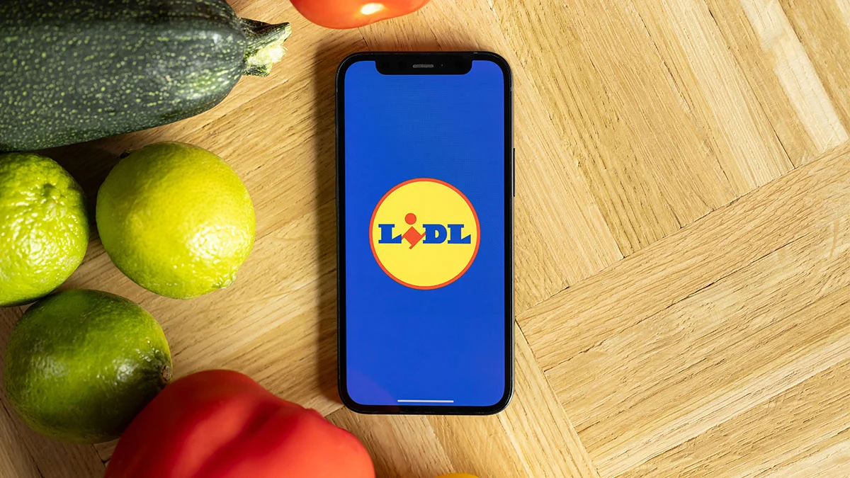 Lidl pracuje nad własną telefonią komórkową