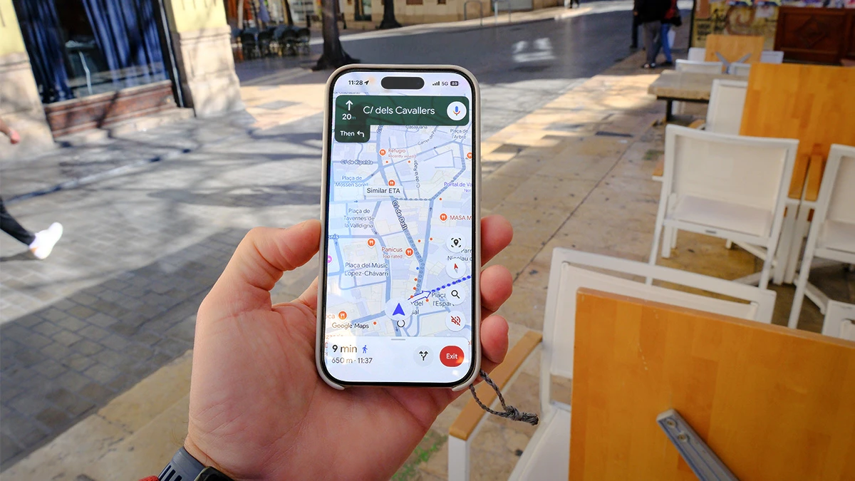 Mapy Google uczą się rozmawiać. Nowa funkcja dla opornych technologicznie