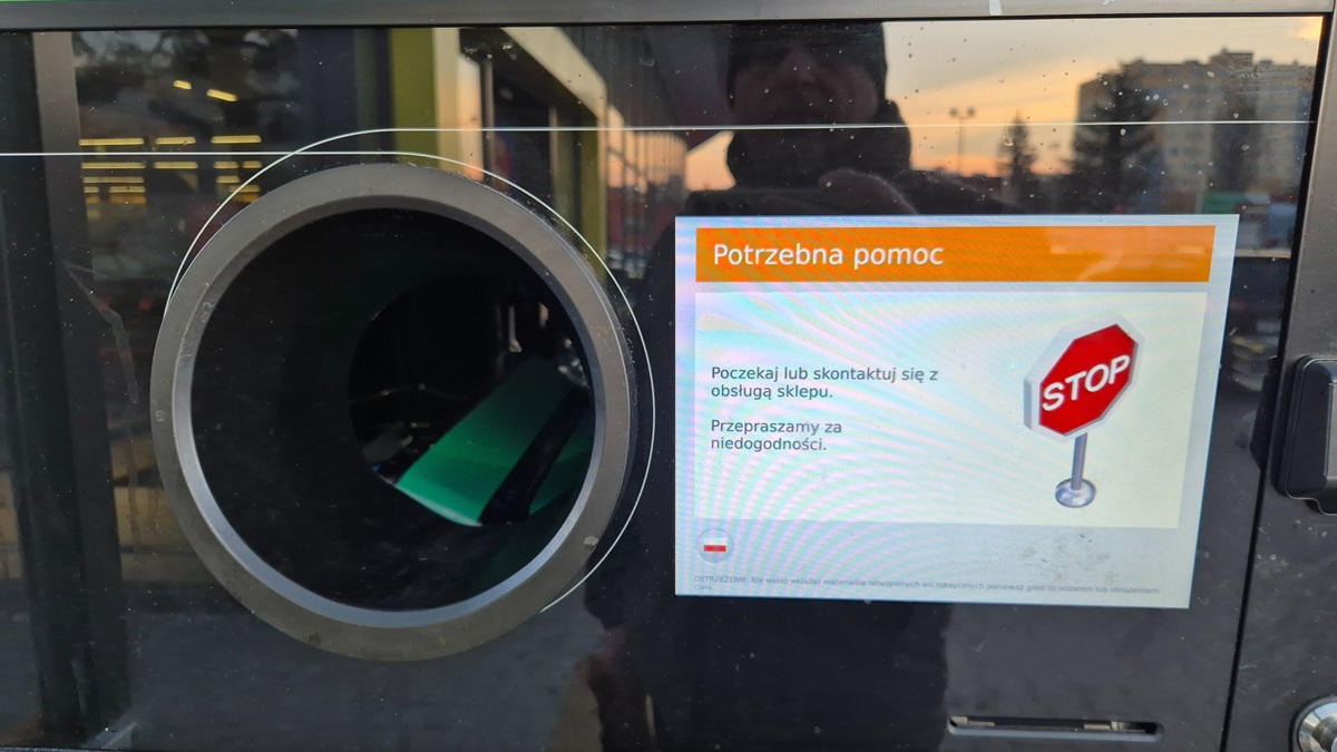 Rząd: krytykując system kaucyjny, rozsyłasz fejki. Zaraz, co?