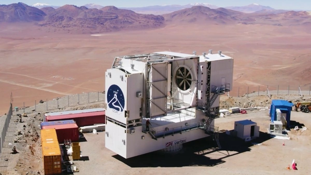 Zbudowali potężne oko na pustyni. Zajrzą na sam początek czasu