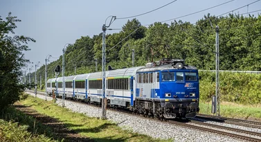 PKP Intercity tnie ceny na najdłuższej trasie w Polsce. Pół doby w pociągu