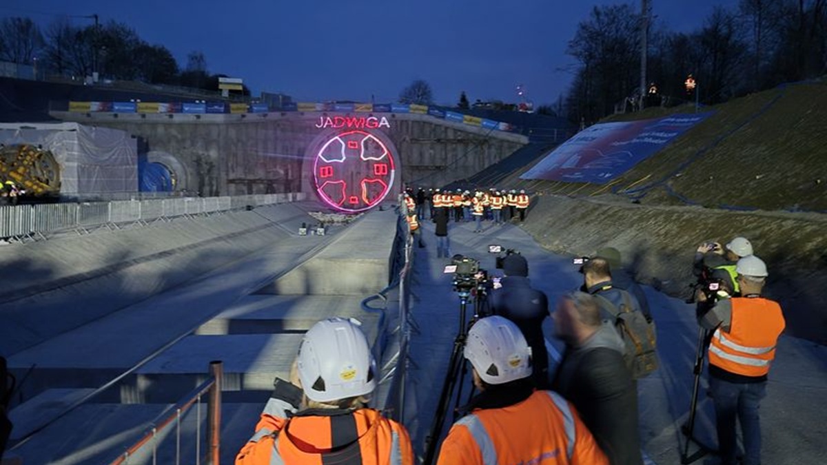 Wydrążyli najdłuższy tunel w Polsce. Jadwiga uwinęła się w zawrotnym tempie