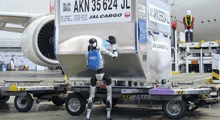 Humanoidalne roboty będą pracować w obsłudze naziemnej japońskiego lotniska