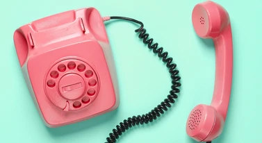 Telefony do urzędów skarbowych masowo znikają. O dziwo tak ma być