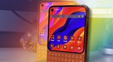 Sprawdziłem tani smartfon z pełną klawiaturą. Piekielnie trudne wyzwanie