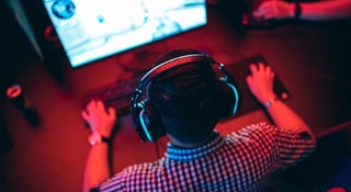 Ustawa penalizująca patostreaming napotyka trudności