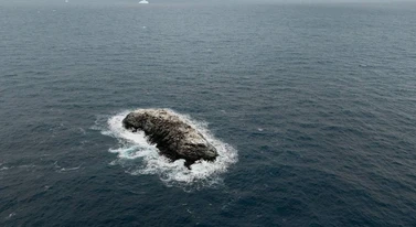 Właśnie odkryliśmy na Ziemi nową wyspę. Mapy do aktualizacji