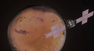 Sonda Psyche, która zmierza w kierunku planetoidy zbudowanej ze złota i platyny, minęła własnie Marsa. Należący do NASA statek kosmiczny wykorzystał asystę grawitacyjną planety i przesłał nowe, przepiekne zdjęcia Marsa.