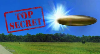 Pentagon opublikował nowe akta dotyczące UFO, które amerykańska administracja coraz częściej nazywa dziś UAP, czyli niezidentyfikowanymi zjawiskami anomalnymi. W pierwszej paczce znalazły się 162 pliki w tym dokumenty FBI, depesze Departamentu Stanu, nagrania wojskowe, materiały NASA i archiwalne zapisy rozmów astronautów.