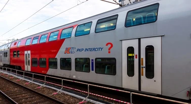 PKP Intercity chce dwa piętra, nawet z drugiej ręki. Znaleźli sprzedawcę
