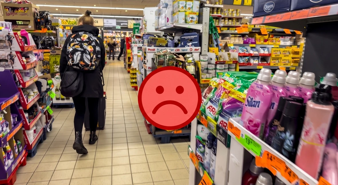 Image for Jeden klik i pracownicy mają po premii. Pomyśl, zanim dasz czerwoną buźkę w Biedronce