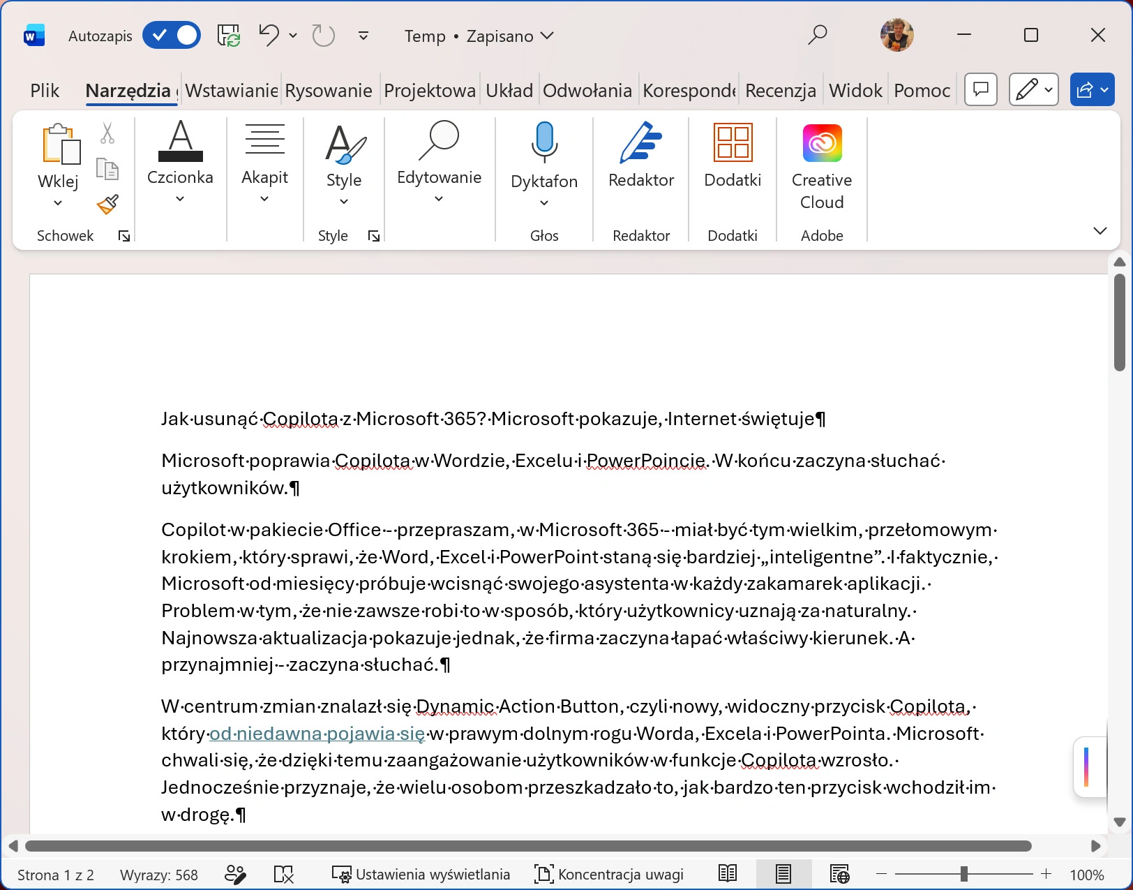 Niemal niewidoczny zadokowany Copilot w prawym dolnym rogu
