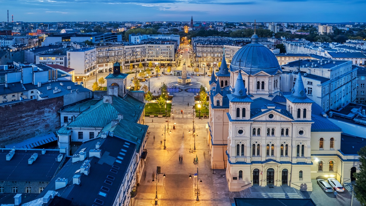 Mają zburzyć 4 kamienice, żeby ruszyć z tunelem. „Ale odbudujecie, prawda?”