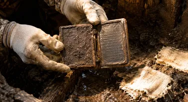 Zgubił notes w toalecie 700 lat temu. Archeolodzy odczytali jego sekrety