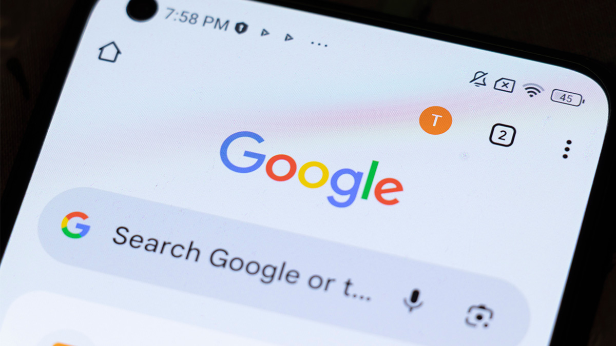 Google mocniej miesza fakty z opiniami. Świat nie zasłużył na takich „ekspertów”