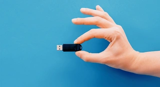 Pendrive na maturze z polskiego