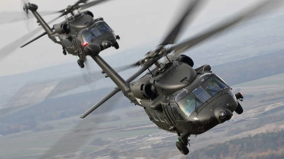 Maszyny są, ludzi nie ma. Specjalsi szykują się do Black Hawków