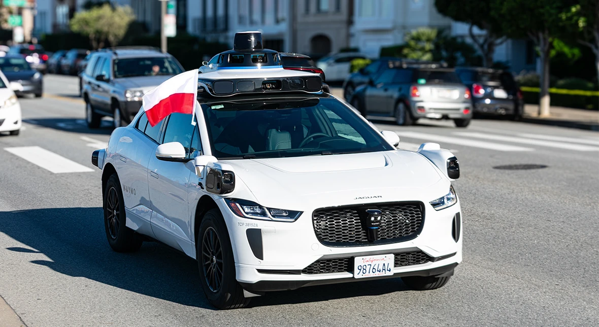 Image for Robotaxi wjeżdżają do Polski. Giganci szykują testy bez kierowców