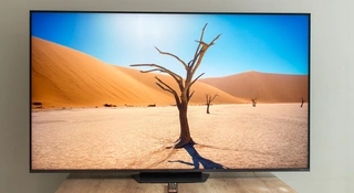 telewizor RGB MiniLED Hisense UR9S