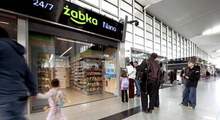 Żabka Nano