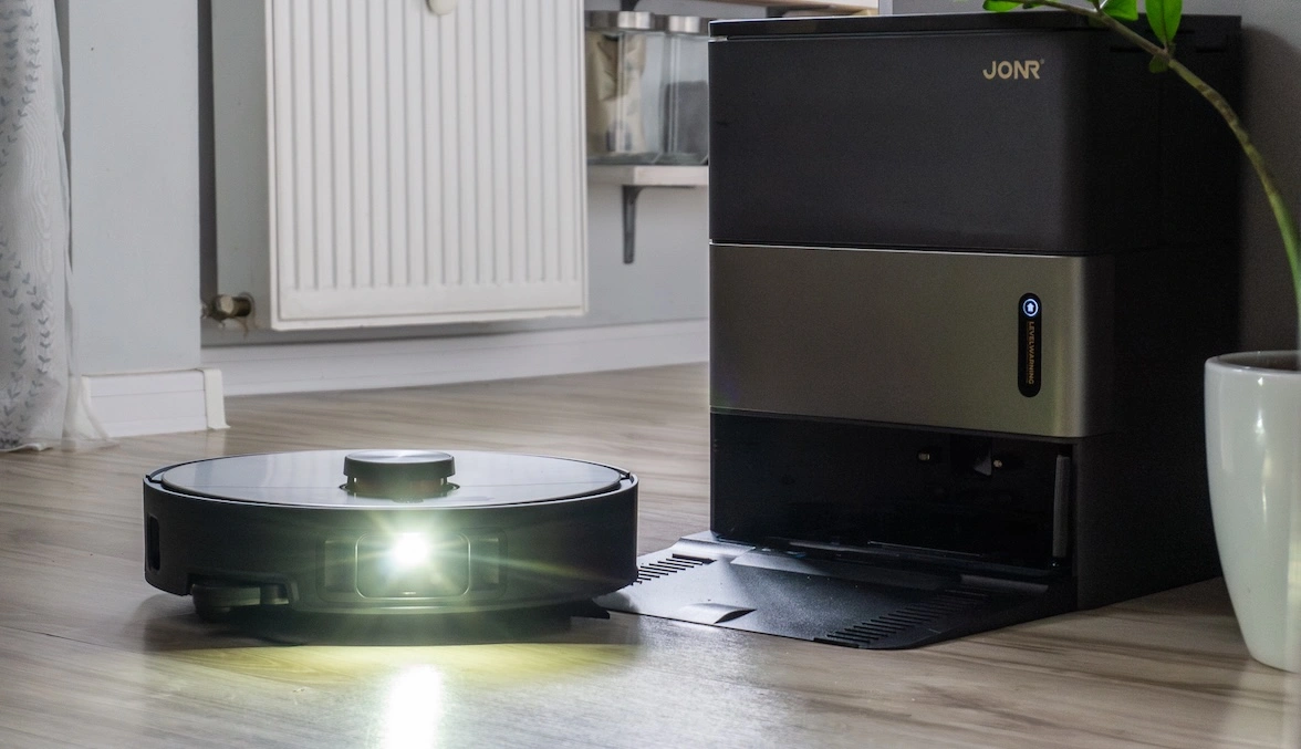 Test Jonr X9 Pro. Nowa marka wjeżdża z unikalnymi rozwiązaniami i dziwi ceną