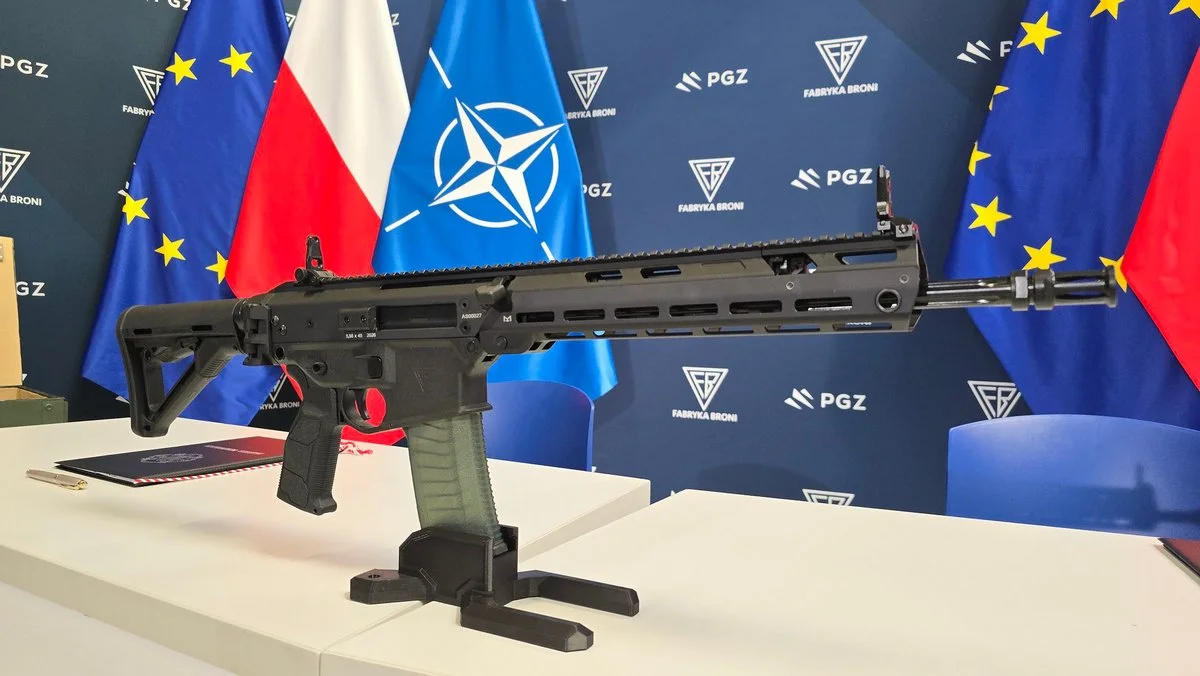 Wojsko zamawia kolejną partię karabinków Grot za miliony złotych