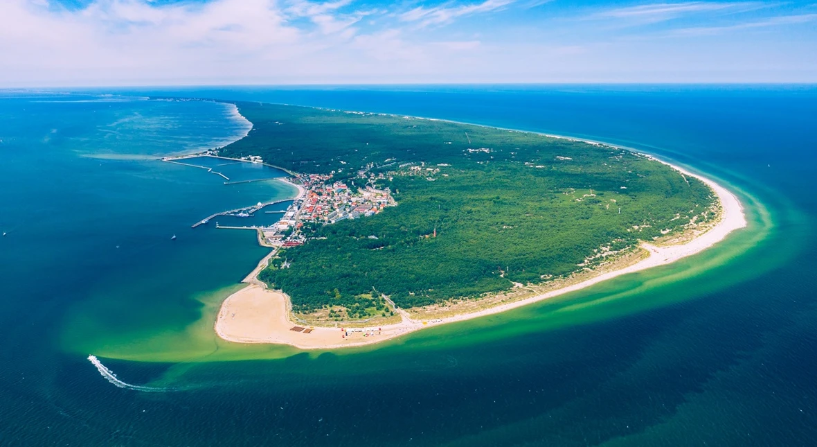 Image for Ruszasz z Gdyni i po 30 min jesteś na Helu. Przez morze