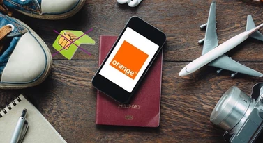 Orange wyrzuca plastik z oferty na kartę. eSIM w kilka minut