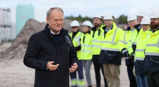 tusk-jaworzno-polprzewodniki-foxconn