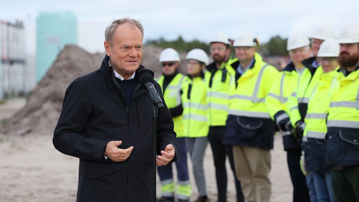 tusk-jaworzno-polprzewodniki-foxconn