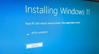 Windows 11 wymuszona aktualizacja
