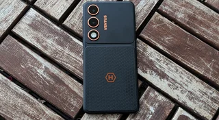 HAMMER idzie po młodych. VENTUS 5G to pancerny smartfon z modnym designem