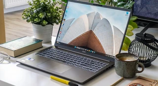 Marzenie (rodzica) studenta. MSI Modern 16S AI+ G3MG to biurowy ninja - test