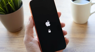 Koniec z ucieczką od rat. Apple zablokuje iPhone'y dłużników