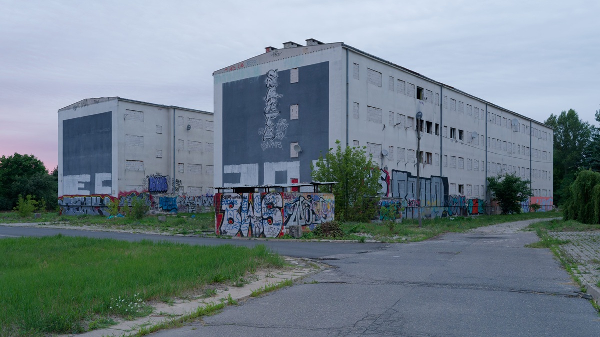 Nieudany eksperyment na mieszkańcach. Burzą osiedle, które nie miało prawa się udać 