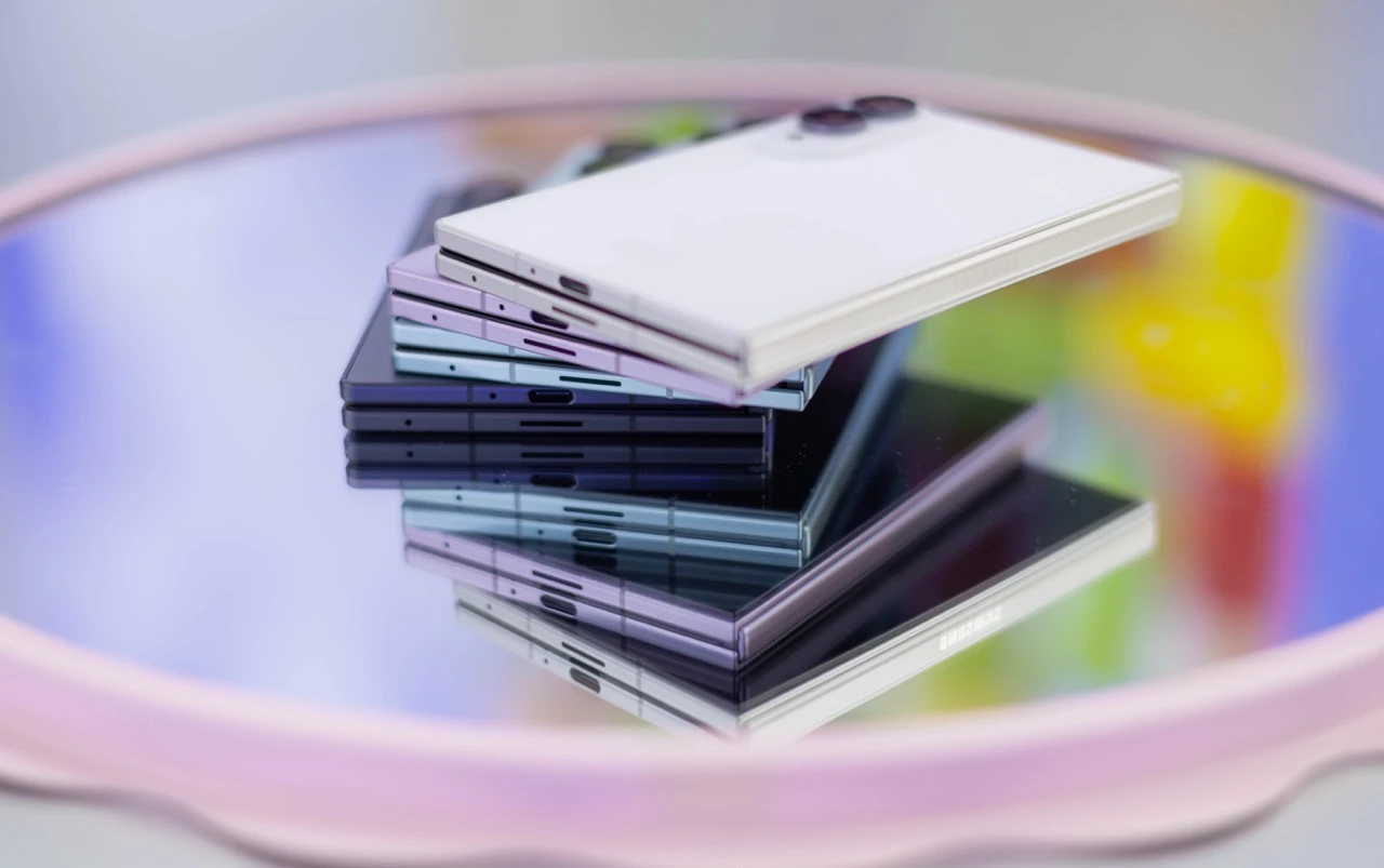 https://cdn-sw.spidersweb.pl/2026/07/samsung-galaxy-fold-8-specyfikacja-opinie-1.jpeg