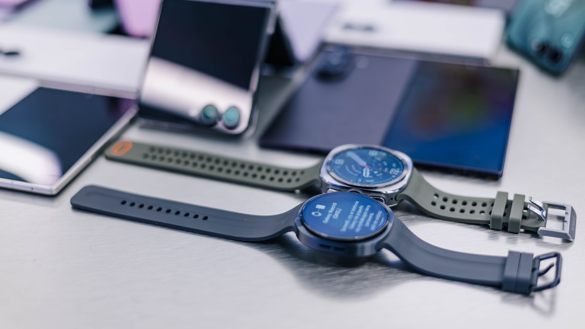 Który smartwatch Samsunga kupić? Z tej dwójki wybierz panie