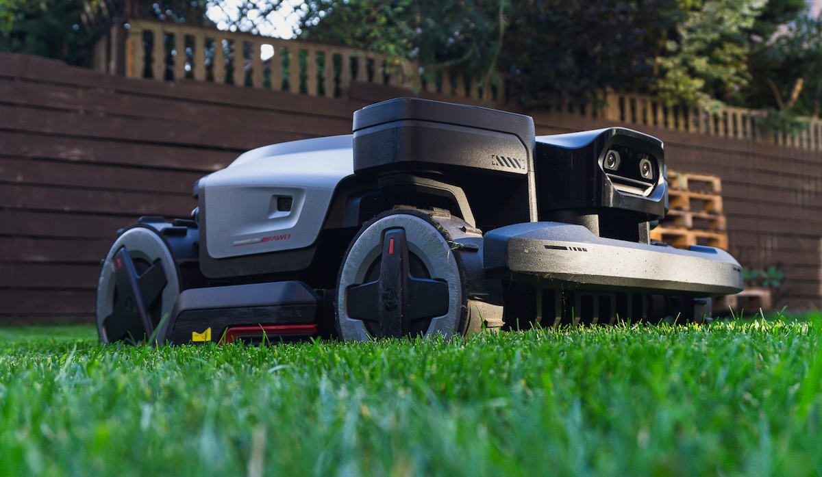 Użyłem robota koszącego 4×4 i nie ma już dla mnie powrotu. Roborock RockMow Z115 – test