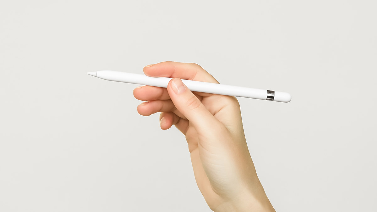Rysik do składanego iPhone’a? Apple o krok od wielkiego błędu