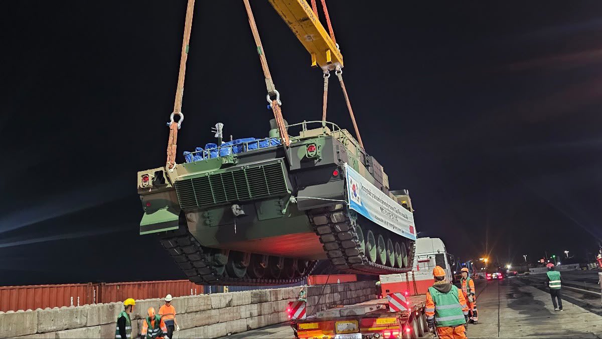 Polskie siły pancerne urosły. Do wojska właśnie wjechały nowe czołgi