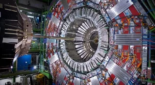 CERN zbadał wnętrze jądra z rekordową dokładnością
