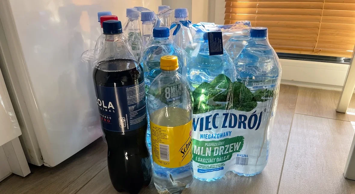 Image for Tyle traci jedno miasto na systemie kaucyjnym. Trzymajcie się poręczy
