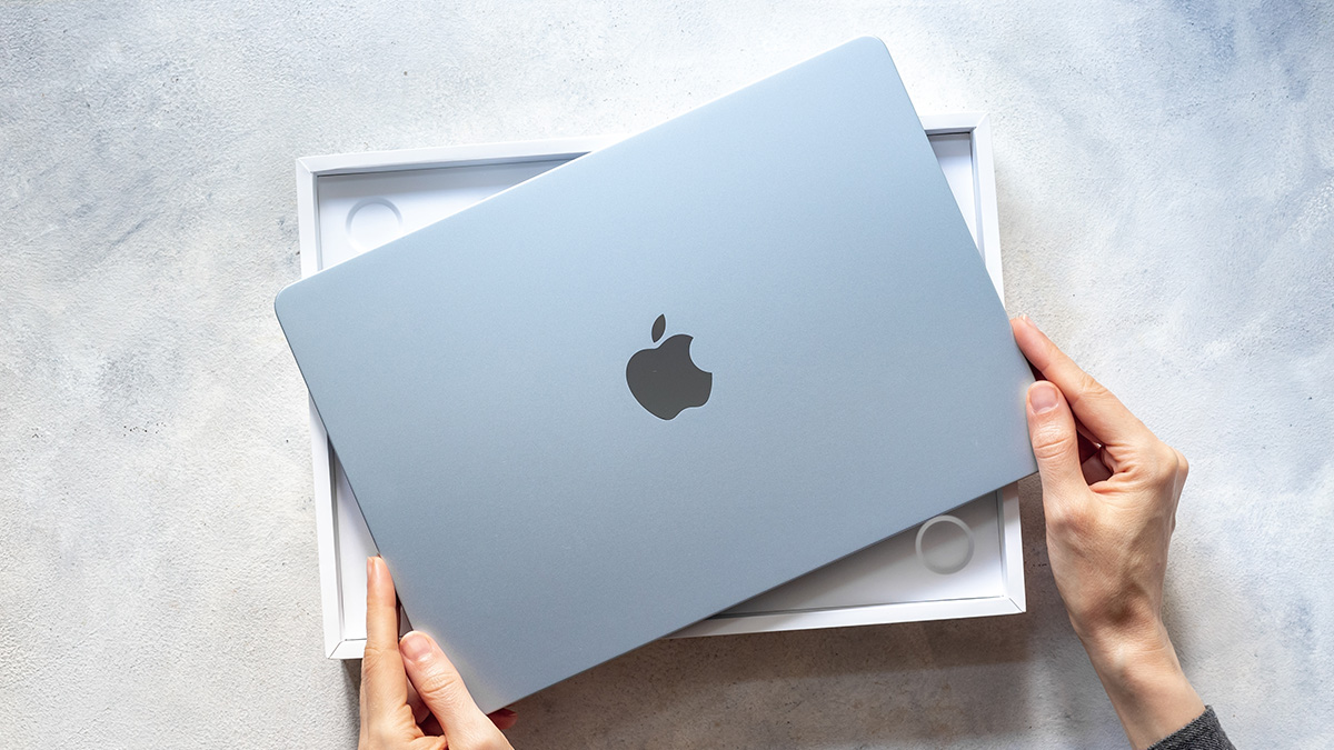 Chcesz kupić MacBooka Air, to się pospiesz. Apple nie nadąża z dostawami