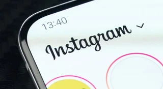 Instagram bez nieskończonego przewijania. Meta walczy w sądzie