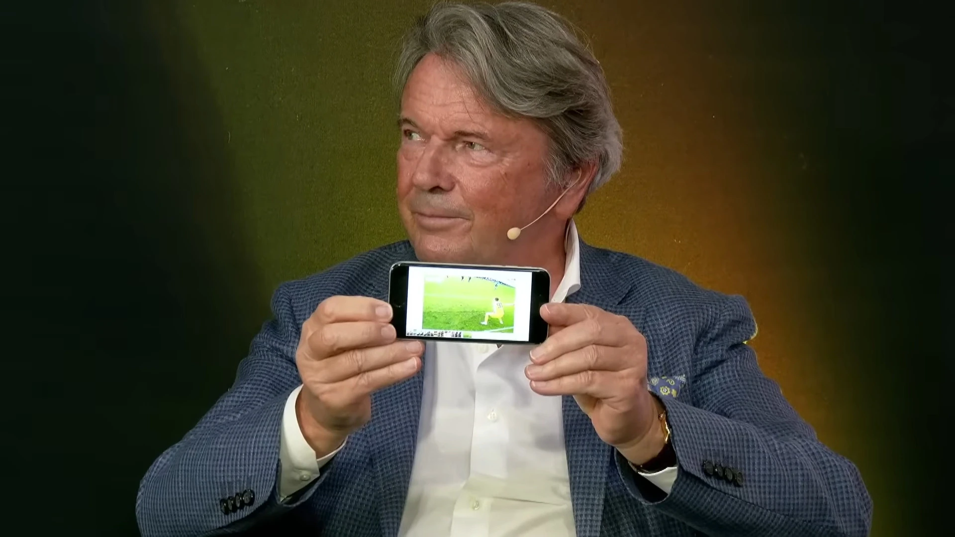 Polski miliarder używa 10-letniego iPhone'a? Internet w ekstazie, my sprawdzamy