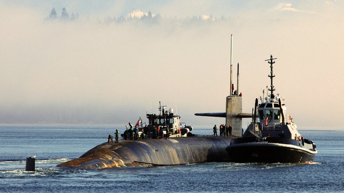 Okręt podwodny zapoluje na samoloty. Podwodny strzał rozniesie się na cały ocean