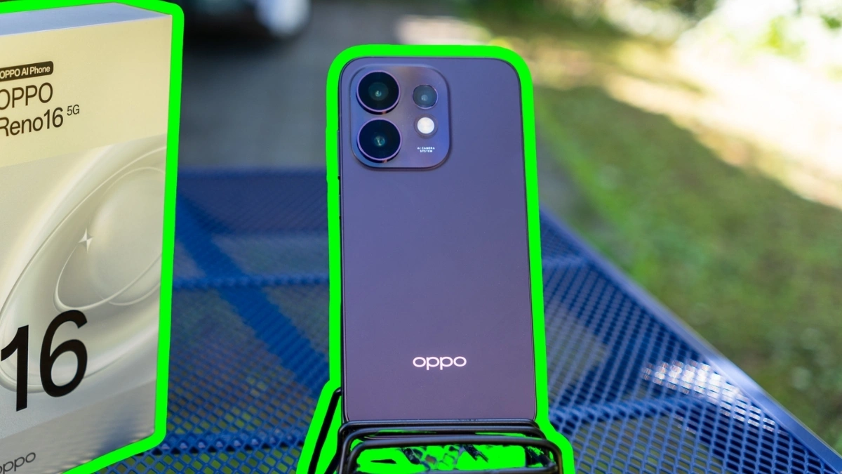 Nareszcie mały telefon. Nowe OPPO zaskakuje